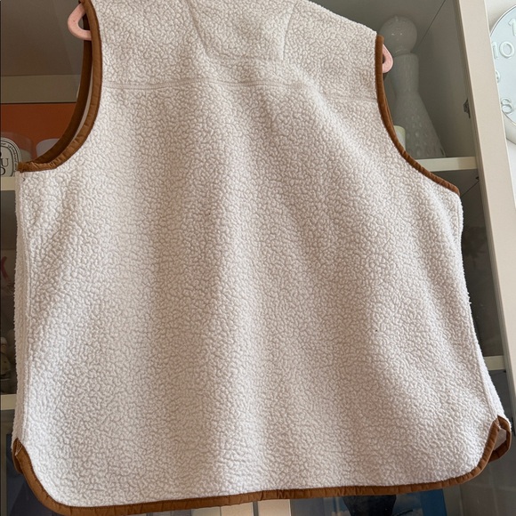 Carhartt White Fleece Vest with Brown Accents sz L - Picture 10 of 10